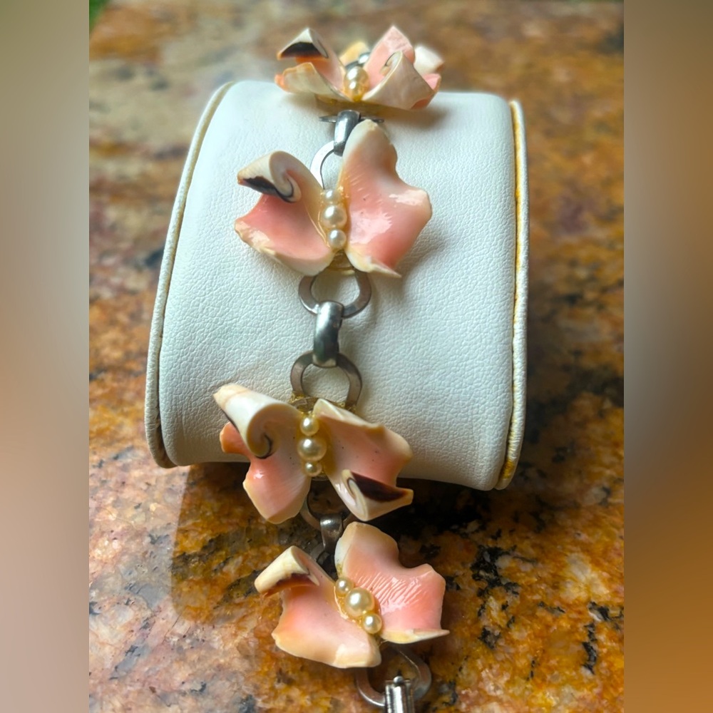 1940’s Vintage Curly Cue Coral Pink Shells & Faux Pearl Bracelet 7in Women - Picture 5 of 13
